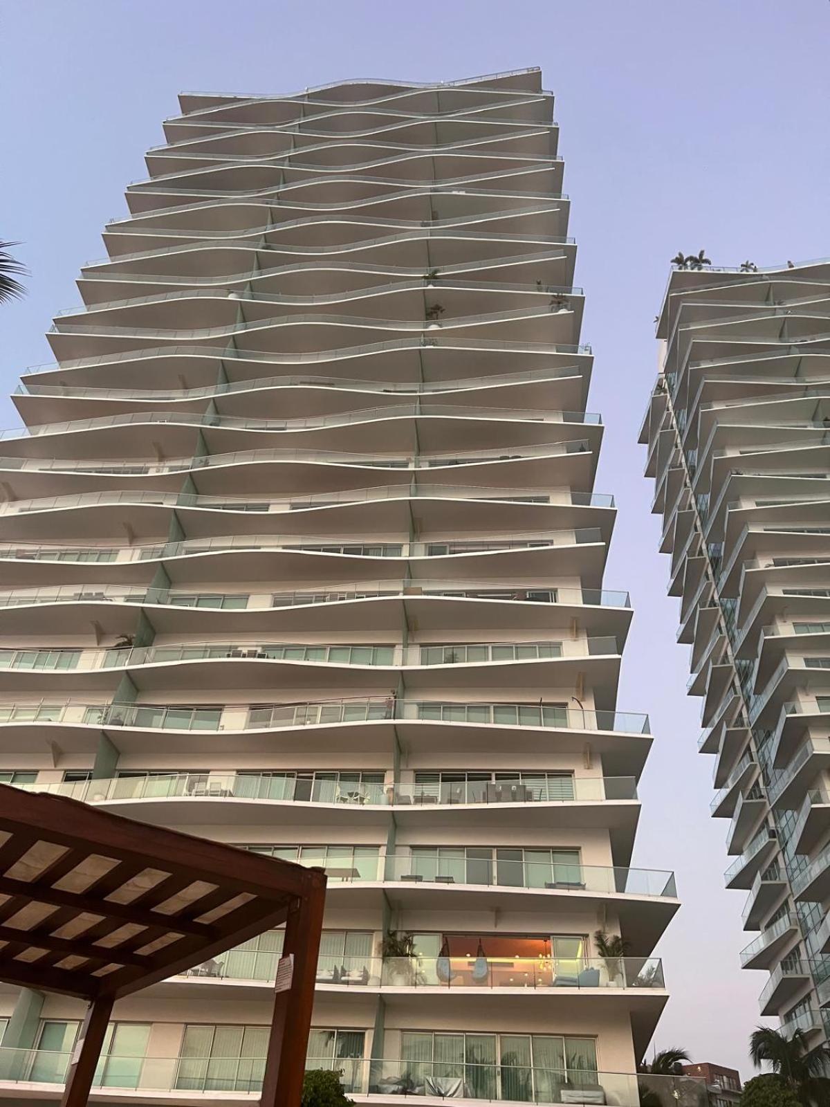 Icon Vallarta, بويرتو فالارتا المظهر الخارجي الصورة